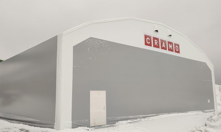 Finest-Hall Factory OÜ toodetud ja paigaldatud PVC hall mõõtudega 20x30,25m, kõrgusega 5,6m Cramo Finland OY-le.
