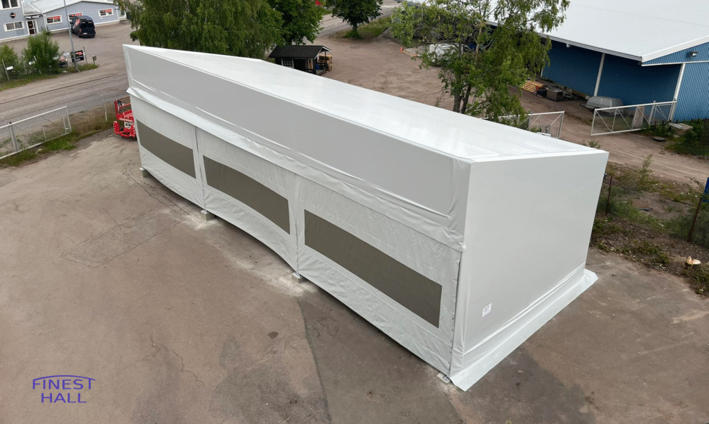 Finest-Hall Factory OÜ toodetud ja paigaldatud varikatus mõõtudega 8x21m, kõrgusega 6,8 meetrit Dahl Oy-le.