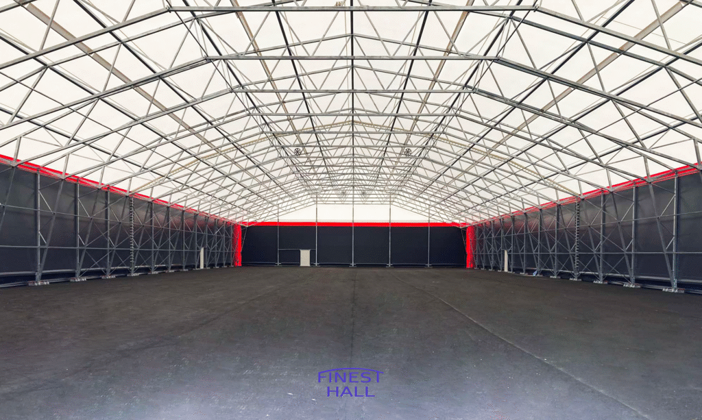 Finest-Hall Factory OÜ toodetud ja paigaldatud PVC hall mõõtudega 30x72m, kõrgusega 5,6 meetrit Länsi-Suomen Verkkopalvelut Oy-le.