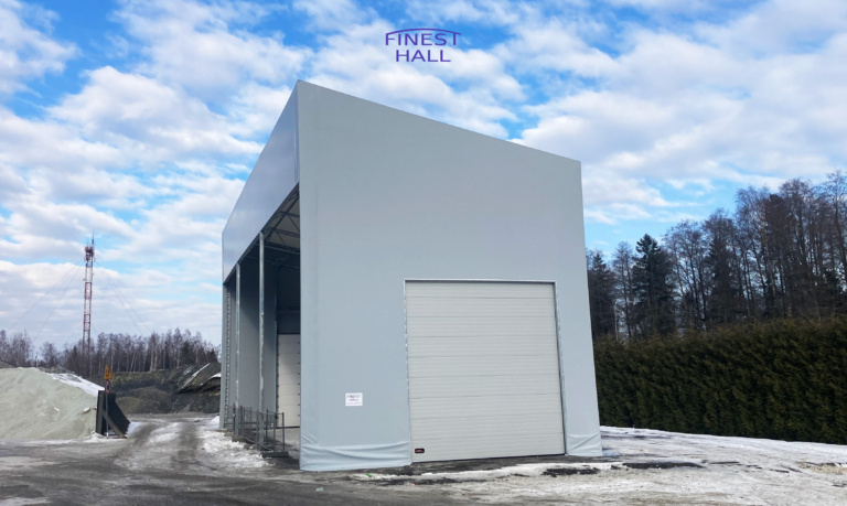 Finest-Hall Factory OÜ toodetud ja paigaldatud varikatus mõõtudega 8x21m, kõrgusega 9,4 meetrit Perasaar OÜ-le.